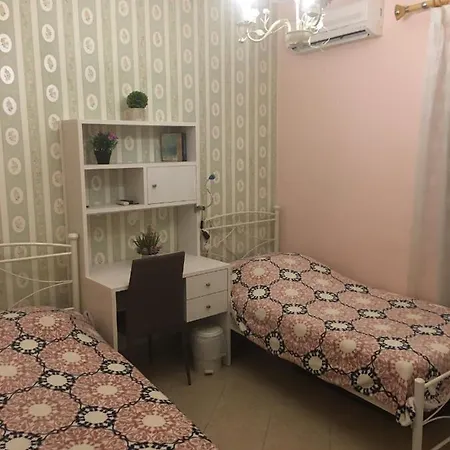Flower Apartment *